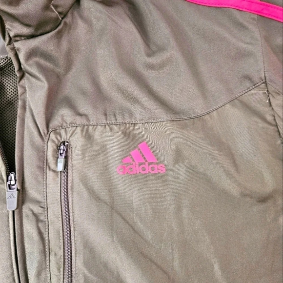 Perfect Adidas jacket - Picture 2 of 6